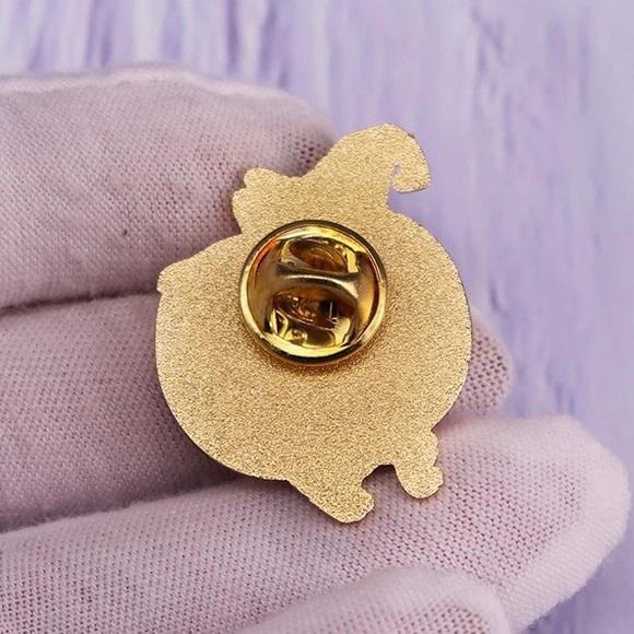 Sailor Moon Luna Pumpkin Halloween Enamel Pin - Picture 2 of 3
